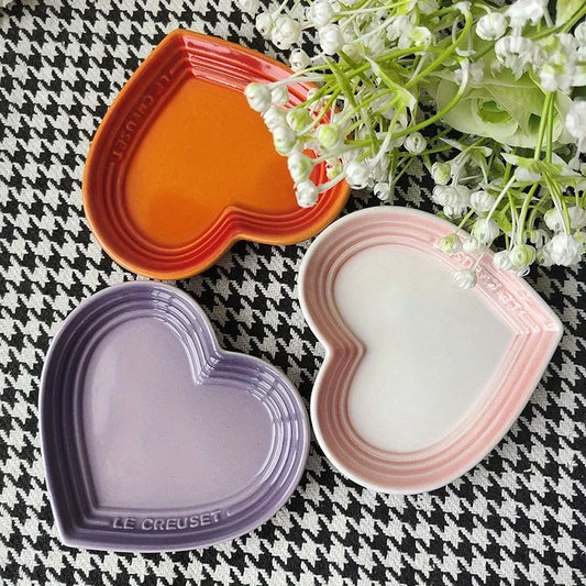 Heart Shaped Anti Vomiting Pet Bowl - Stress Free Feeding