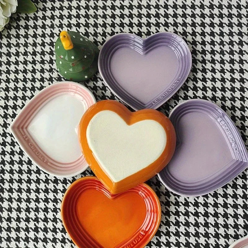Heart Shaped Anti Vomiting Pet Bowl - Stress Free Feeding